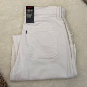 White Levi’s Womens Ribcage Wide Leg Jean